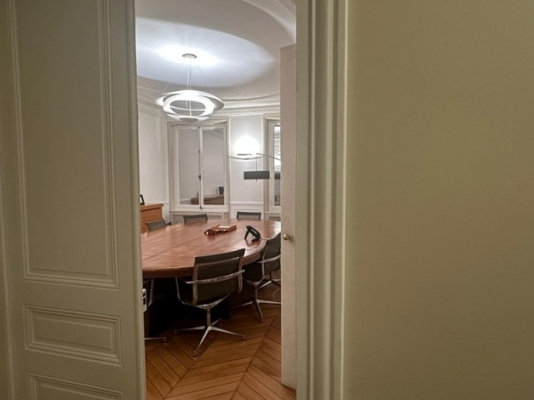 Salle de conf. entrée .jpg